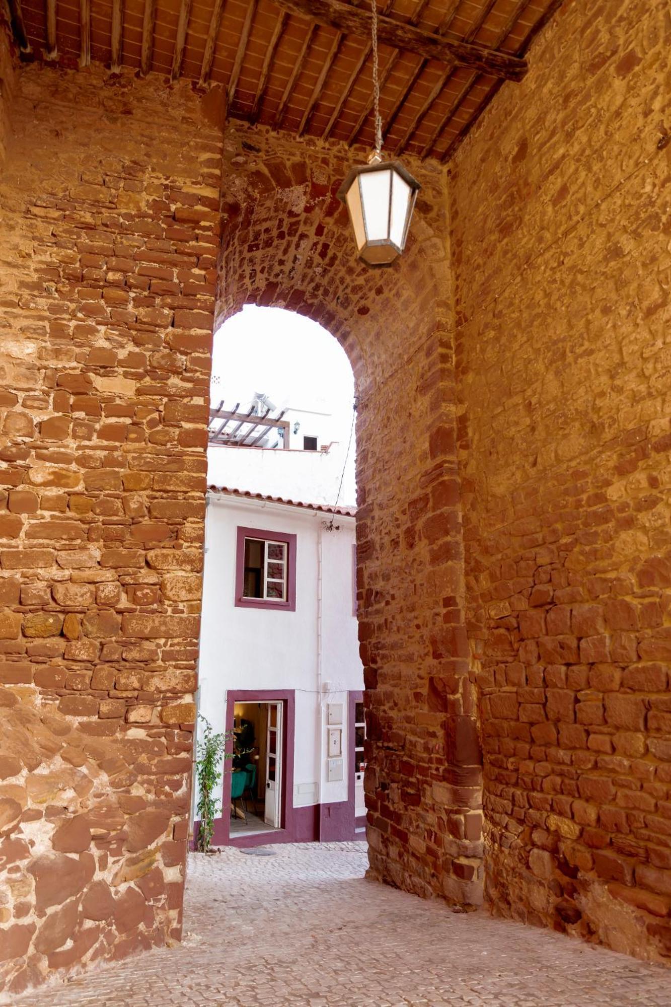 Portas Da Cidade Home ซิลเวส ภายนอก รูปภาพ